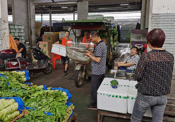 惠農(nóng)網(wǎng)升級(jí)代賣服務(wù)模式，“線上交易+線下流通”成為新趨勢(shì)