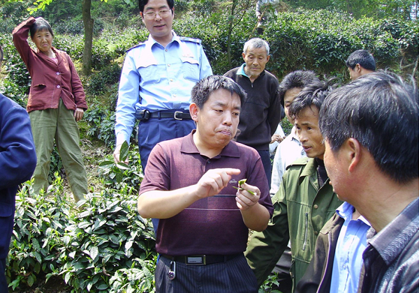惠農(nóng)網(wǎng)農(nóng)技專(zhuān)家劉慶順：跟病蟲(chóng)害較勁，讓農(nóng)友增產(chǎn)又增收