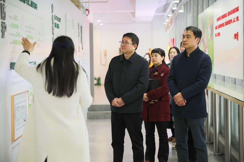長沙市芙蓉區(qū)委常委、組織部部長劉克剛一行走訪惠農(nóng)網(wǎng)調(diào)研人才工作
