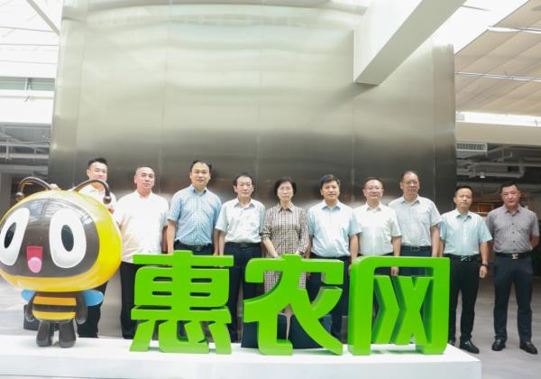呼倫貝爾市委常委、市政府副市長叢文健一行蒞臨惠農(nóng)網(wǎng)考察調(diào)研